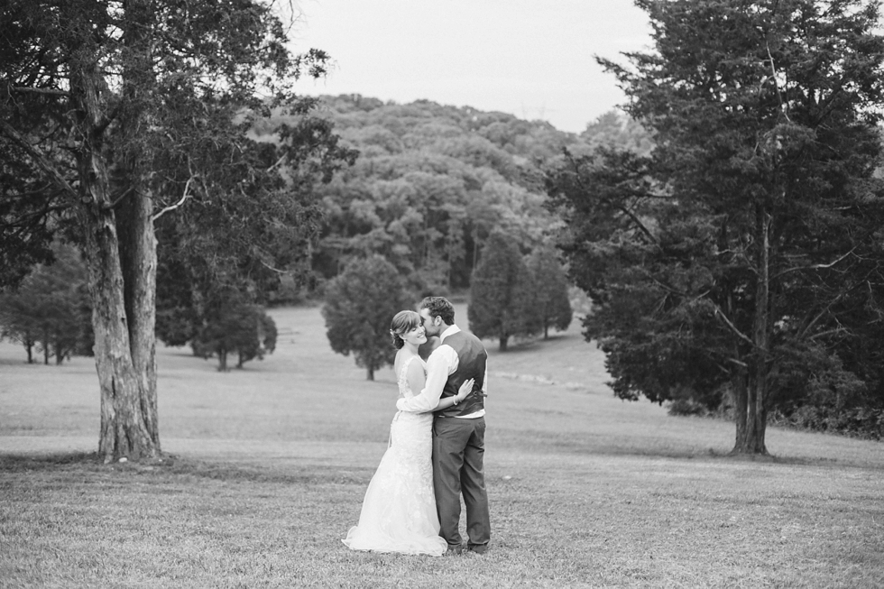 Knoxville-Wedding-Photographers, Knoxville-Wedding-Venues, Leah-Barry-Photography, Knoxville wedding photography_0131.jpg